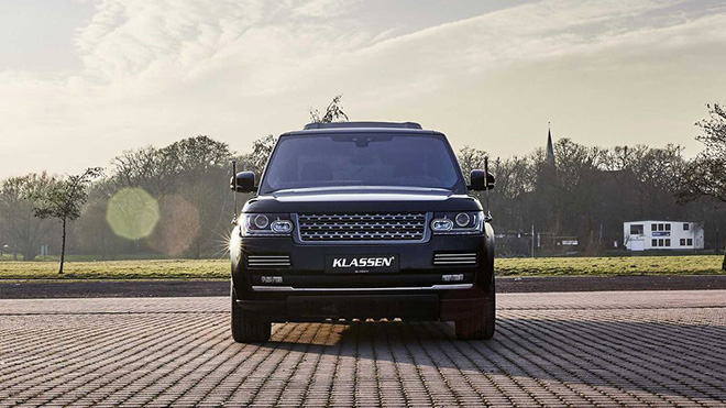 Range Rover phiên bản Limo dài 6,215m, chống đạn cỡ 7,62mm - 2