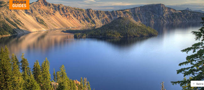 Hồ miệng núi lửa, Oregon: Vách đá tuyệt đẹp bao quanh dẫn xuống miệng hồ với làn nước xanh thẳm sẽ khiến du khách ngất ngây. Cách tốt nhất để ngắm hồ là đi bộ qua công viên.
