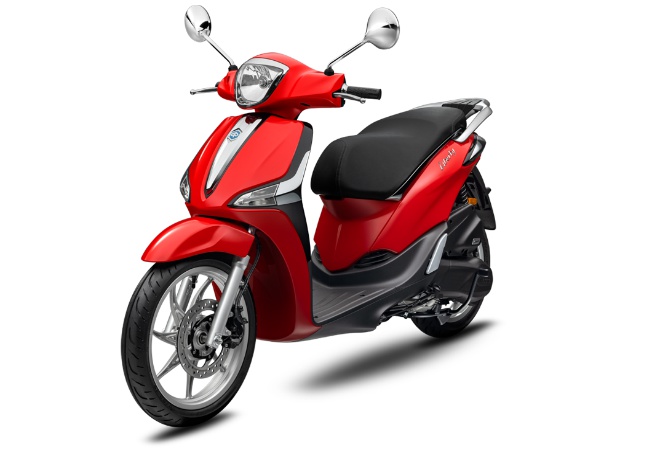 Piaggio Liberty 50cc bản màu đỏ.