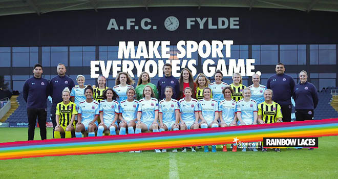 AFC Fylde là&nbsp;đội bóng nữ chuyên nghiệp đầu tiên ở Anh giải thể vì khó khăn tài chính