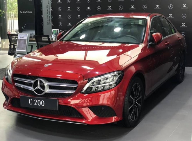Giá xe Mercedes C200 mới nhất tháng 5/2020 - 1