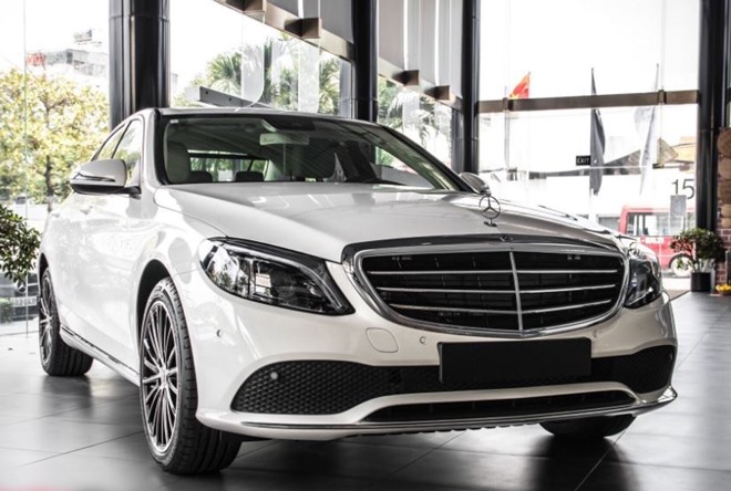 Giá xe Mercedes C200 mới nhất tháng 5/2020 - 2