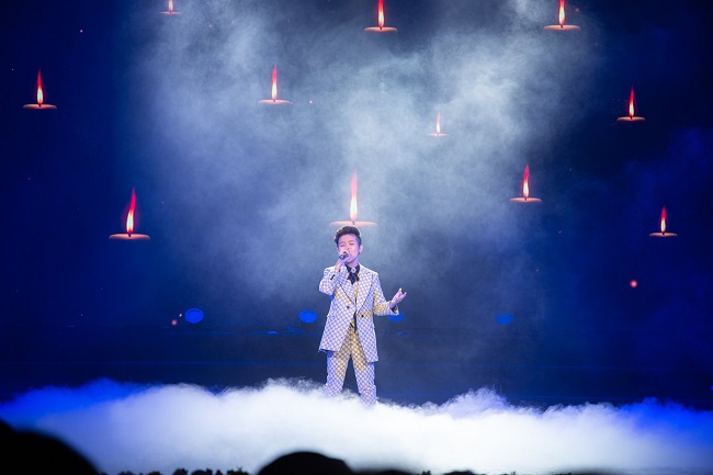 Sau khi được Đông Nhi - Ông Cao Thắng dẫn dắt trở thành quán quân của “Giọng hát Việt nhí”, Nhật Minh tham gia biểu diễn trong nhiều chương trình âm nhạc trên sóng truyền hình, giao lưu nghệ thuật.