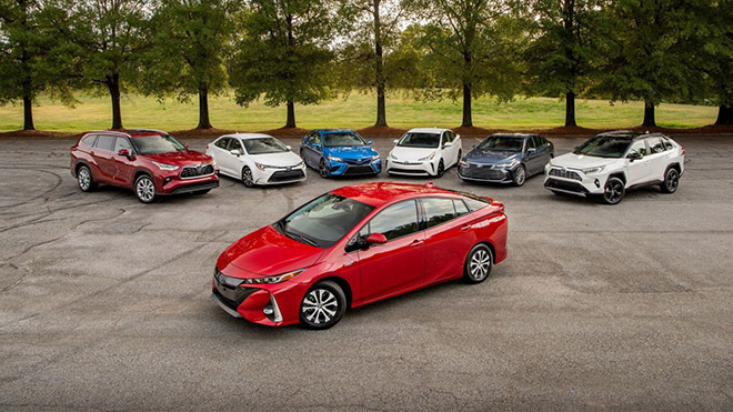 Toyota đạt mốc 15 triệu xe động cơ lai hybrid trên toàn cầu - 1