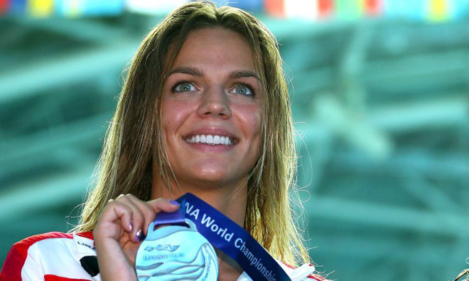 Yulia Efimova từng lập 1 kỷ lục thế giới và 6 lần giành HCV World Cup bơi lội ở các nội dung bơi ếch cự li ngắn