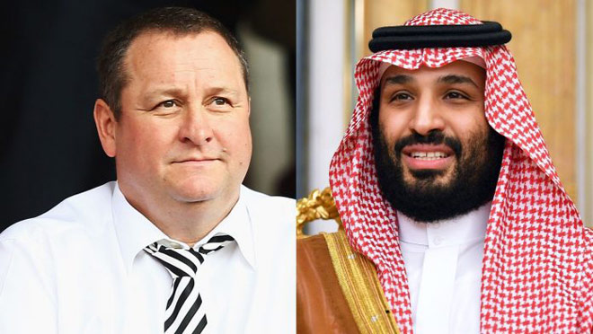 Ông chủ Mike Ashley (trái) của Newcastle tính bán CLB cho Thái tử Ả Rập Mohamed bin Salman