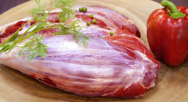 Bắp bò dùng để kho, hầm sốt vang