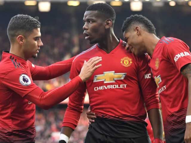 Andreas Pereira (ngoài cùng bên trái) kiếm tiền trên mạng xã hội nhiều nhất MU