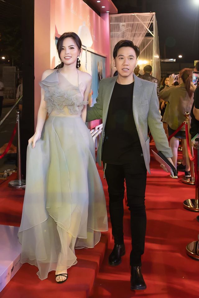 "Thánh nữ mì gõ" Phi Huyền Trang từng vướng tin đồn hẹn hò với diễn viên Anh Đức.