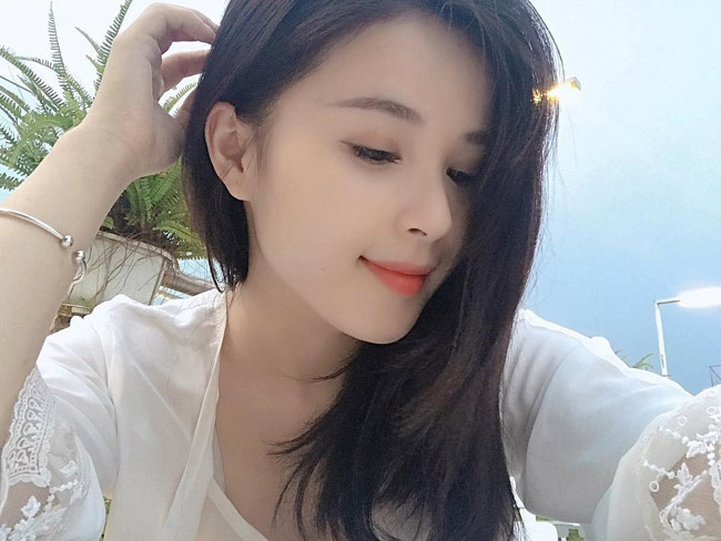 Cô nàng có những bức hình &#34;selfie&#34; hút nghìn like.&nbsp;
