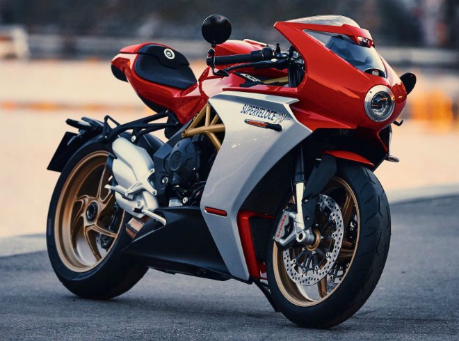 Gợi nhắc lại một thời huy hoàng của MV Agusta trên đường đua.