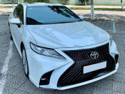 Tin tức ô tô - Toyota Camry lên bodykit trước như xế sang Lexus tại Việt Nam