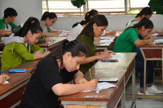 Thí sinh thi đánh giá năng lực của ĐHQG TP HCM năm 2019 Ảnh: TẤN THẠNH