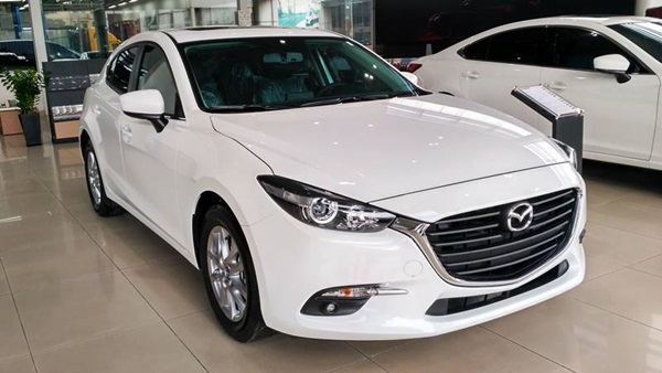 Mazda 3 thế hệ trước