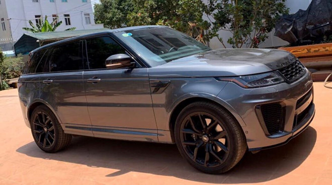 Range Rover Sport SVR 2019 biển ngũ quý độc nhất tại Việt Nam rao bán lại - 1