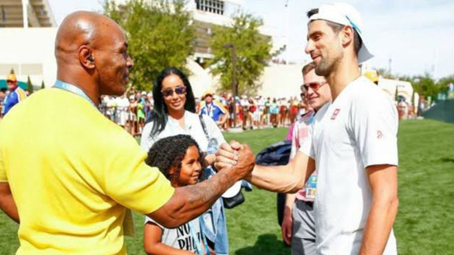 "Tay đấm Thép" Mike Tyson coi Novak Djokovic như thần tượng ở môn tennis