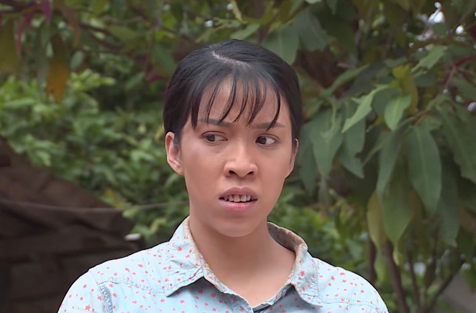 Nữ diễn viên bị chỉ trích "xấu nhất showbiz Việt" gây "choáng" với nhan sắc thật - 1