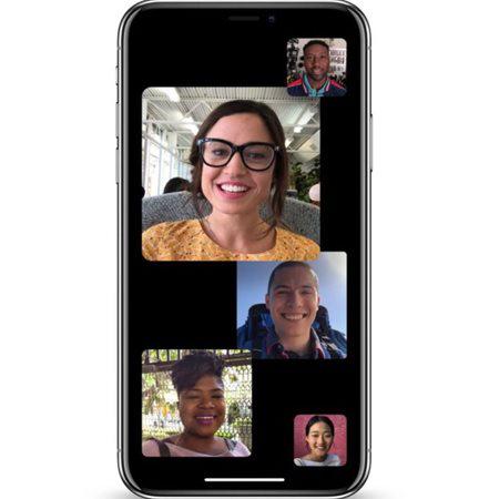 Kể từ iOS 12, Apple đã bổ sung tính năng FaceTime nhóm, cho phép người dùng có thể hội thoại nhóm với tối đa 32 người.