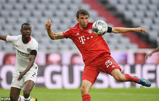 Thomas Muller cán mốc 17 đường kiến tạo thành công mùa này ở Bundesliga