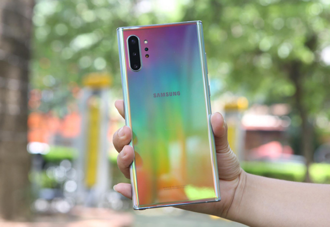 Galaxy Note 10 năm ngoái.