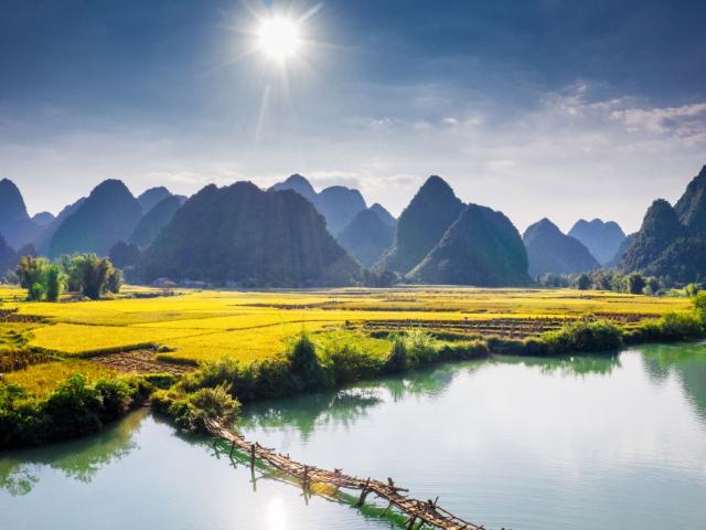 Du lịch - Việt Nam đẹp 'mê hồn' qua ống kính của chàng trai 8x