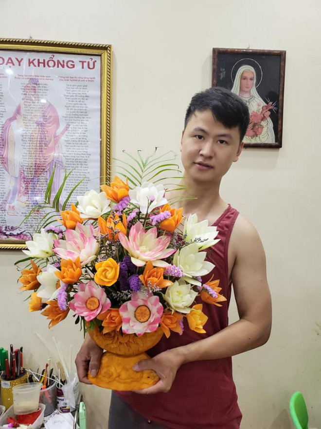 Ai cũng hào hứng khoe sản phẩm đầu tay của mình.