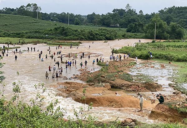 Chưa phát hiện dấu hiệu phá hoại gây vỡ đập Đồng Thìn - 2