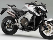 Thế giới xe - Siêu naked-bike Honda CB1000RR-R chuẩn bị trình làng: StreetFighter V4 &quot;toát mồ hôi&quot;