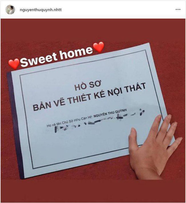 Vào năm 2019, Thu Quỳnh gây chú ý khi chia sẻ bức ảnh chụp hồ sơ bản vẽ thiết kế nội thất chuẩn bị cho việc sửa sang và dọn về nhà mới tậu kèm dòng chú thích 'sweet home'.
