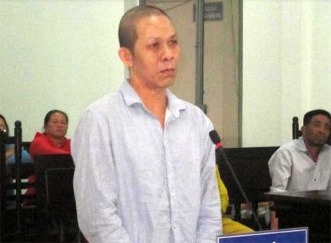 Bị cáo Nguyễn Thanh Hòa tại tòa.