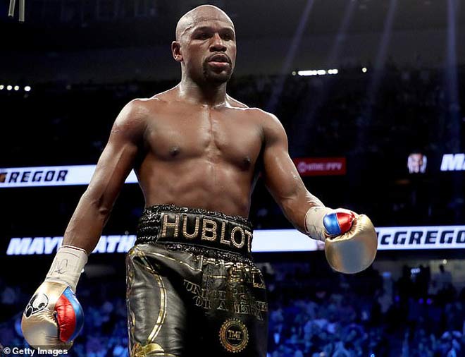 Mayweather ngạo nghễ xếp trên hàng loạt huyền thoại boxing