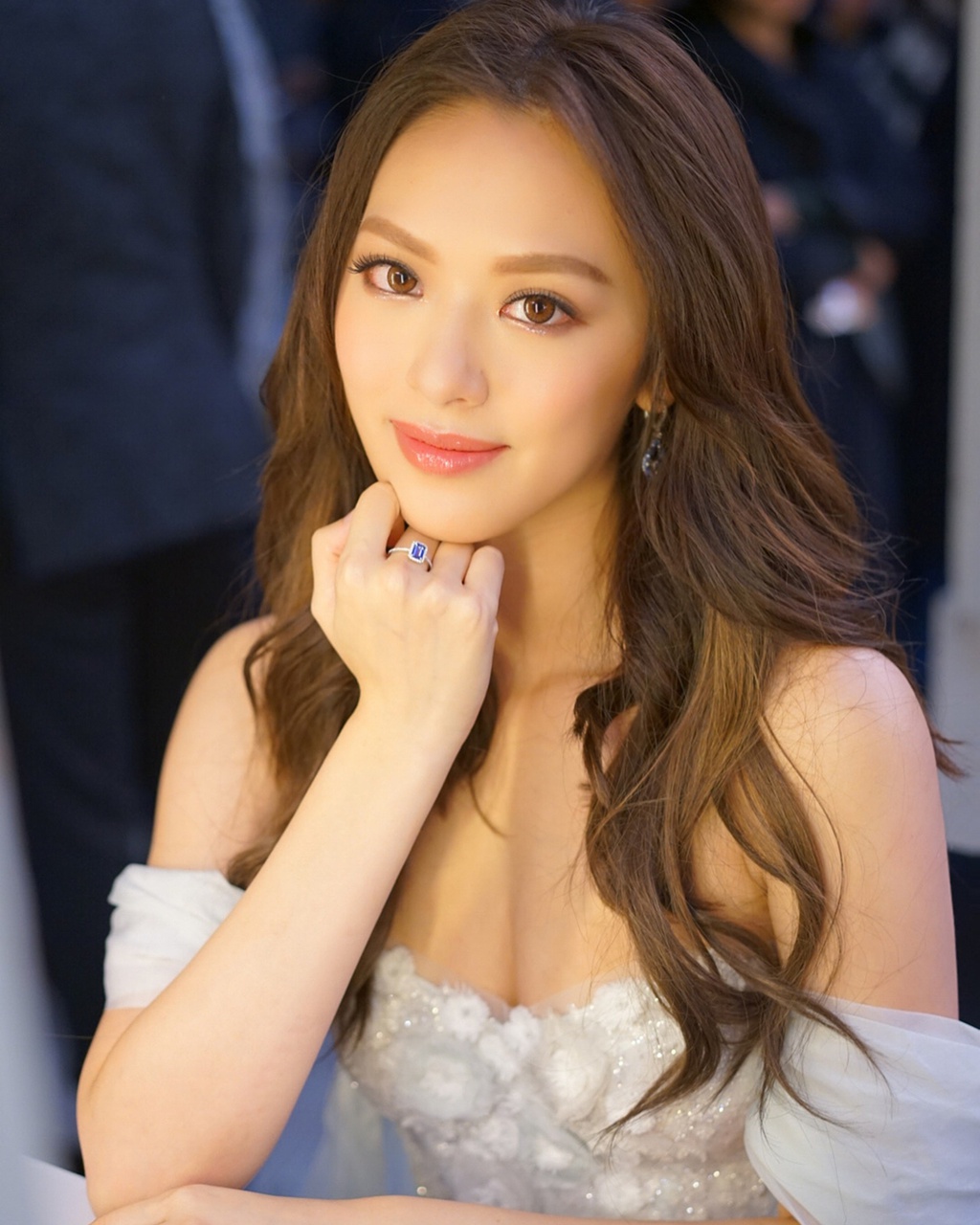 Hoa hậu Hồng Kông 2016- Phùng Doanh Doanh.
