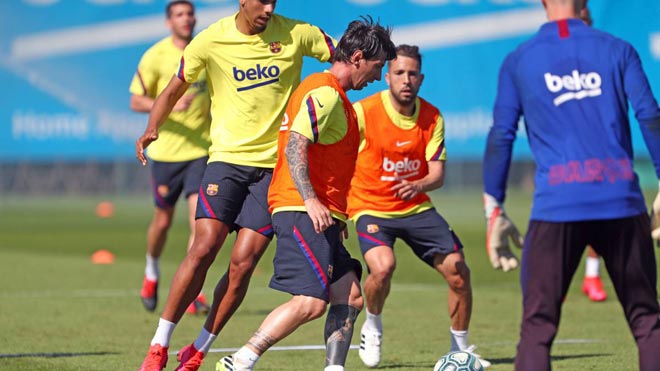 Messi bất ngờ vắng mặt trong buổi tập gần nhất của Barca vì bị nghi ngờ dính chấn thương cơ khép