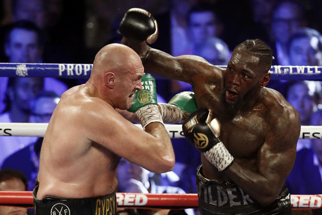 Đông đảo người hâm mộ boxing thế giới nhận tin vui trận so găng giữa Tyson Fury và Deontay Wilder cuối năm nay