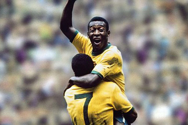 "Vua bóng đá" Pele, người giành chức vô địch World Cup cùng Brazil năm ông 17 tuổi, đứng hạng 3