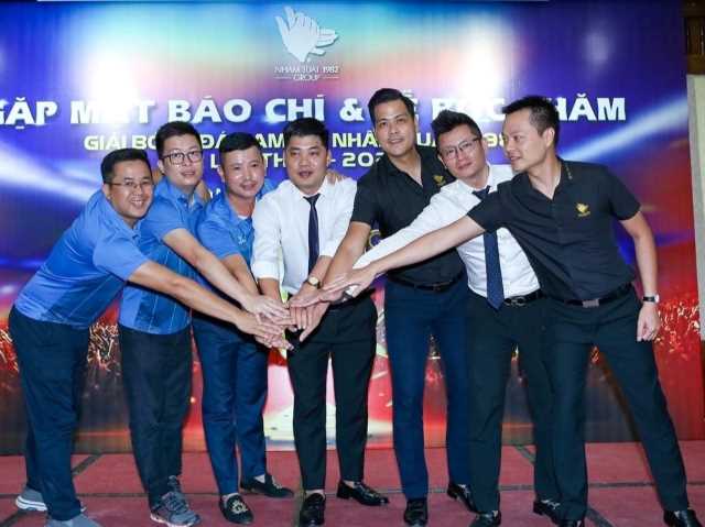 Ban tổ chức giải bóng đá phong trào 1982 hy vọng sẽ nhận được quyên góp của các thành viên dự giải hướng tới mục tiêu làm từ thiện