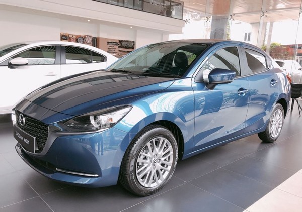 Mazda 2 Sedan 2020 màu xanh