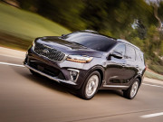 Tin tức ô tô - Kia Sorento giảm giá tới 100 triệu đồng tại các đại lý chính hãng