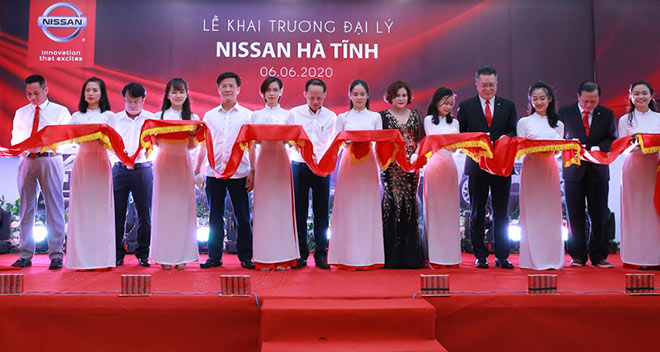 Lễ cắt băng khánh thành đại lý Nissan Hà Tĩnh