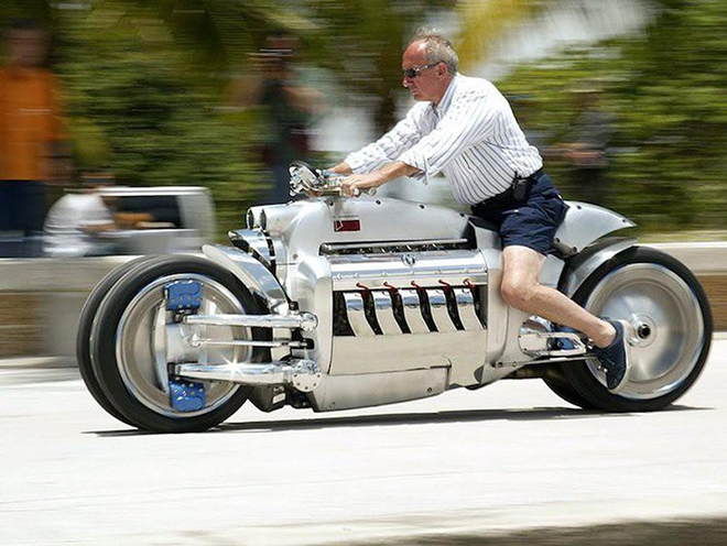 Dodge Tomahawk phiên bản mini&nbsp;với động cơ 150cc. Ảnh: Autopress