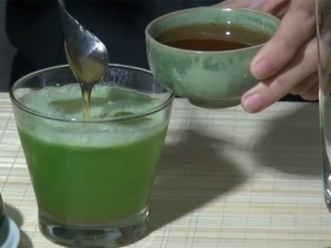 Bí đao có thể kết hợp với các thảo dược thành món đồ uống mát bổ. Ảnh minh họa.