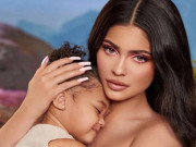 Làm đẹp - 3 cách họa mặt đẹp không chỗ chê của Kylie Jenner