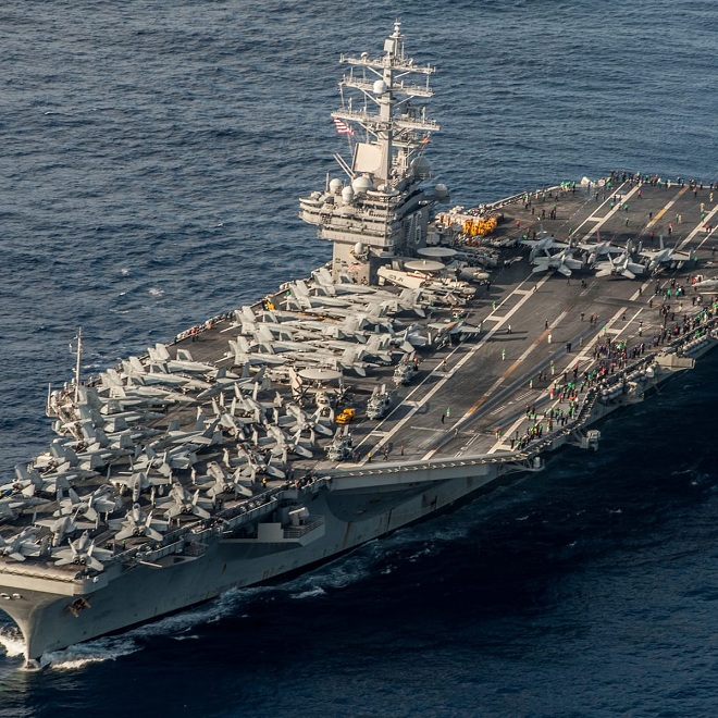 Tàu sân bay USS Ronald Reagan của hải quân Mỹ.
