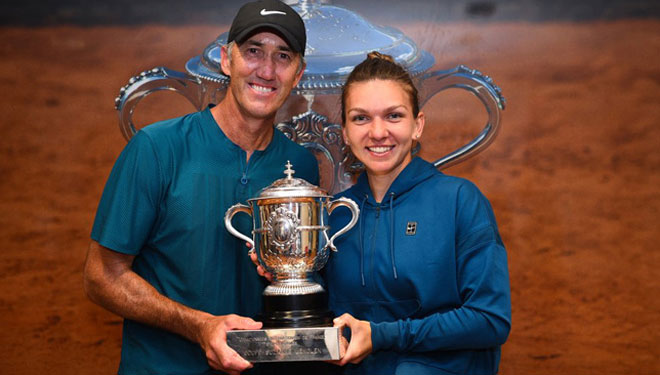 HLV Darren Cahill từng giúp cô học trò Simona Halep có Grand Slam đầu tiên trong sự nghiệp ở Roland Garros 2018