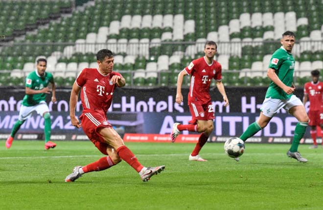Lewandowski ghi bàn duy nhất, giúp Bayern vô địch