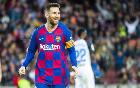 Lionel Messi: Thiên tài số 1 và 2 mảng sáng tối - 8