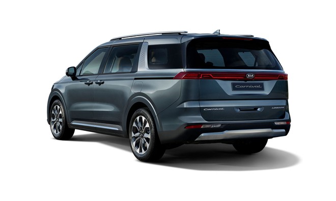 Vén màn Kia Sedona 2021, thiết kế trẻ trung và hiện đại hơn - 2