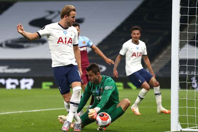 Tottenham (áo trắng) tiếp tục nuôi mộng đi Champions League mùa sau