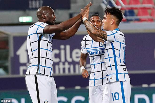 Lịch sử vừa gọi tên tiền đạo người Bỉ của Inter Milan