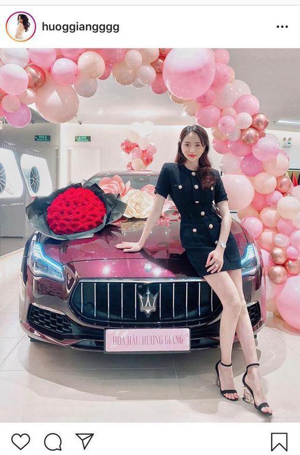 Chiếc xe Quattroporte Hương Giang và bạn trai CEO vừa mua có màu sơn tên là Rosso Folgore.